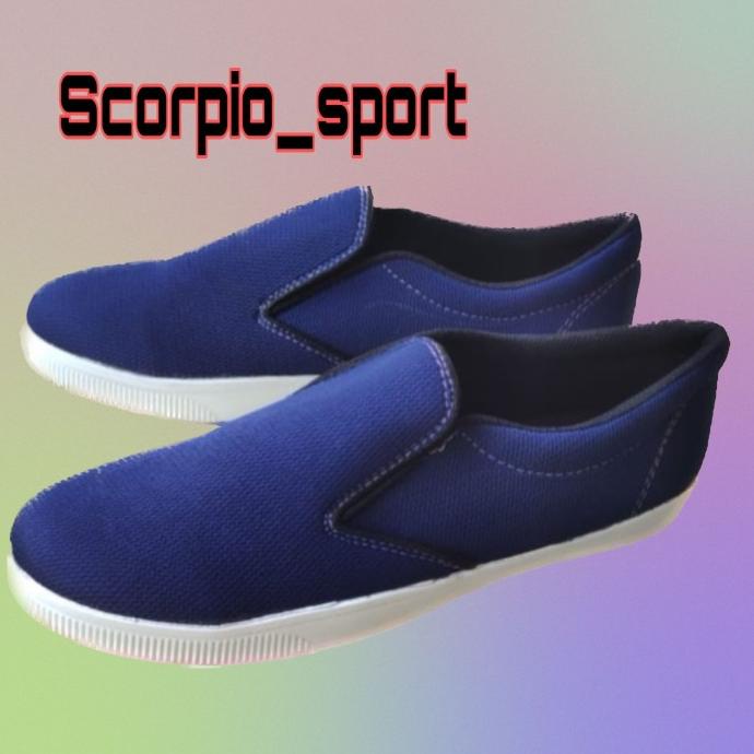 sepatu olahraga pria cowok cowo sekolah sport lari kets hitam polos