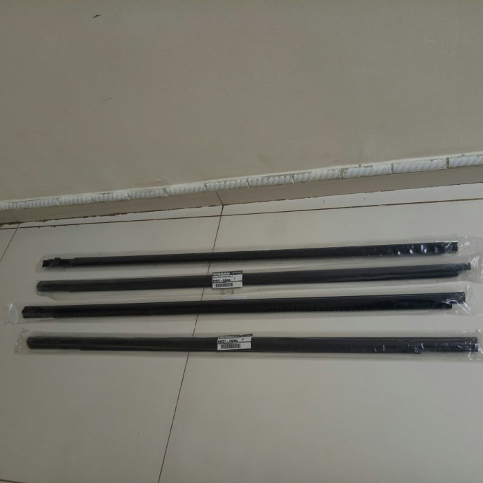 ✅Ori Plipit Kaca/Moulding Pintu Nissan Xtrail'00 - '07 T30 Limited