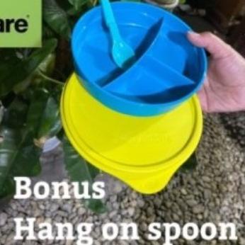 Tempat Makan Bekal Anak Sekolah Lunch Box Tupperware Bersekat