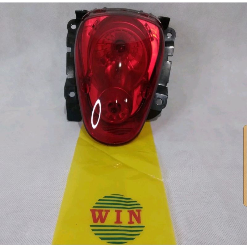 Lampu Belakang Scoopy karbu KYT 2010 2011 2012 2013 | Stoplamp assy WIN | Reflektor