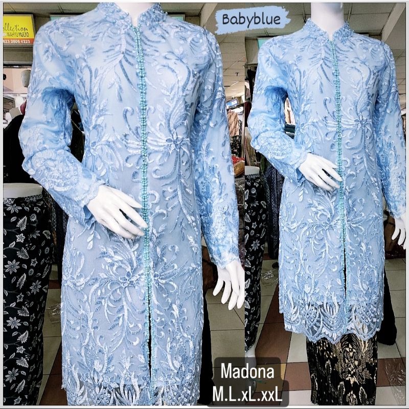 Setelan kebaya Tile mutiara