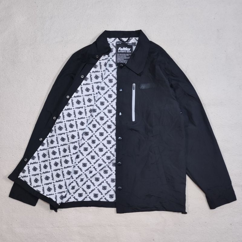 Feltics Coach Jacket