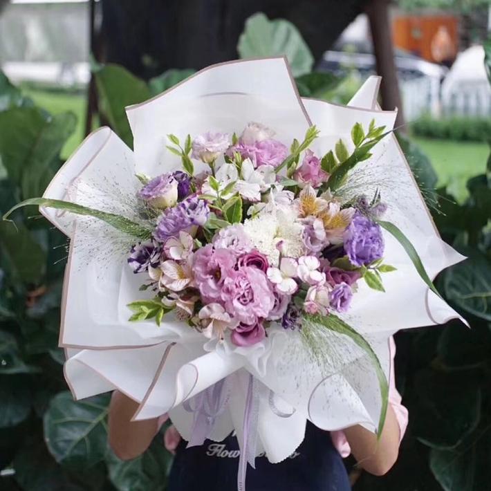 

PROMO [5 LEMBAR] FLOWER WRAPPING PAPER VARIAN LIST GOLD LINE EMAS KERTAS BUKET BUNGA CELLOPHANE FLORIST NEW ARRIVAL DI BULAN INI