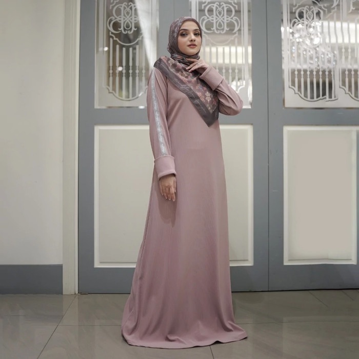 Dress Muslim Mandjha Ivan Gunawan - Lady Knitt Pink Gamis Wanita