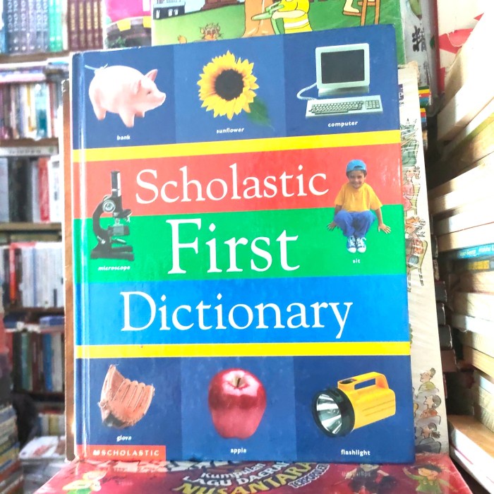 [COD] Scholastic First Dictionary Terbaru