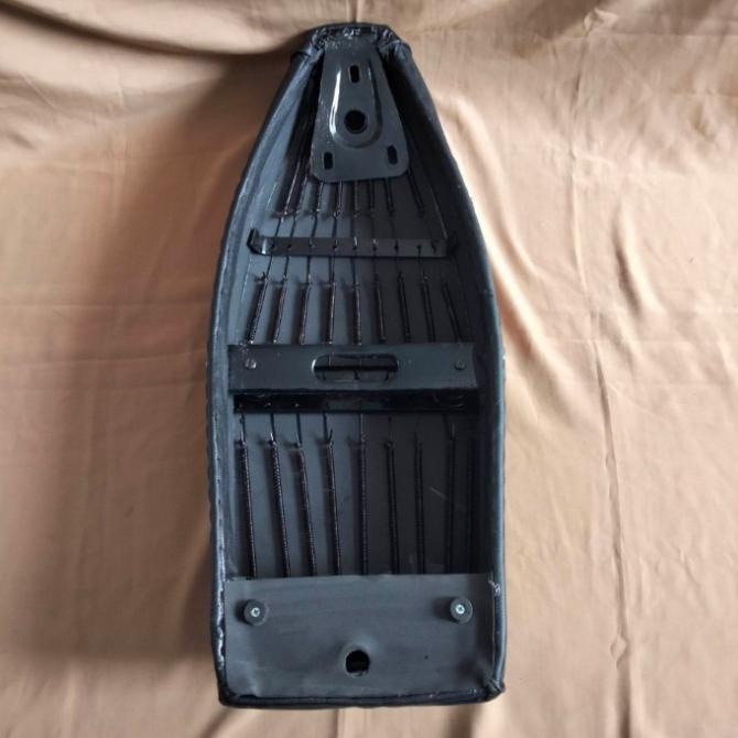 Masih ada Jok vespa excel Jok panjang vespa excel 150 bahan per