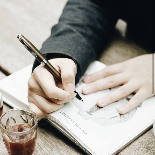 

✨Sale Sheaffer Sagaris 9480 - Rollerball Metallic Brown Diskon