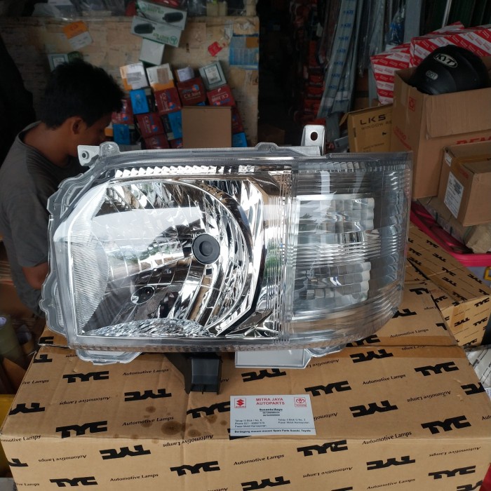 [Original] Lampu Depan Headlamp Hiace Commuter Satuan Diskon
