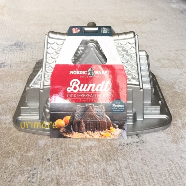 

[Baru] Nordic Ware - Gingerbread House Bundt Pan Loyang Kue Terbatas