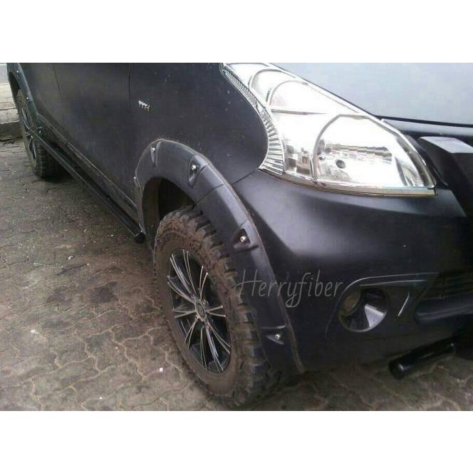 Over Fender New Avanza