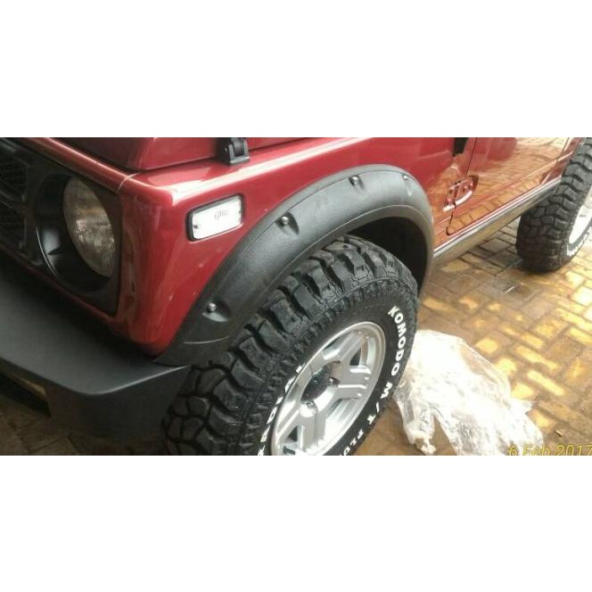 Over Fender Bulat Karet Jimny Katana
