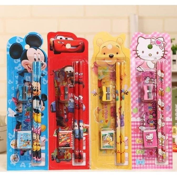 

Stationary Set Goody Bag Ultah Kado Natal Cars Mickey Mouse Doraemon Berkualitas