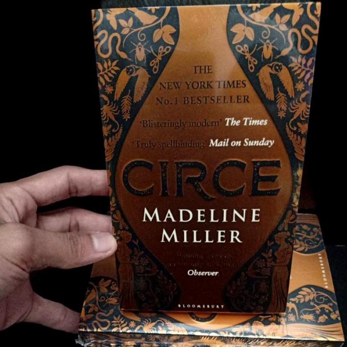 CIRCE (The Song of Achilles) by Madeline Miller : A Novel
