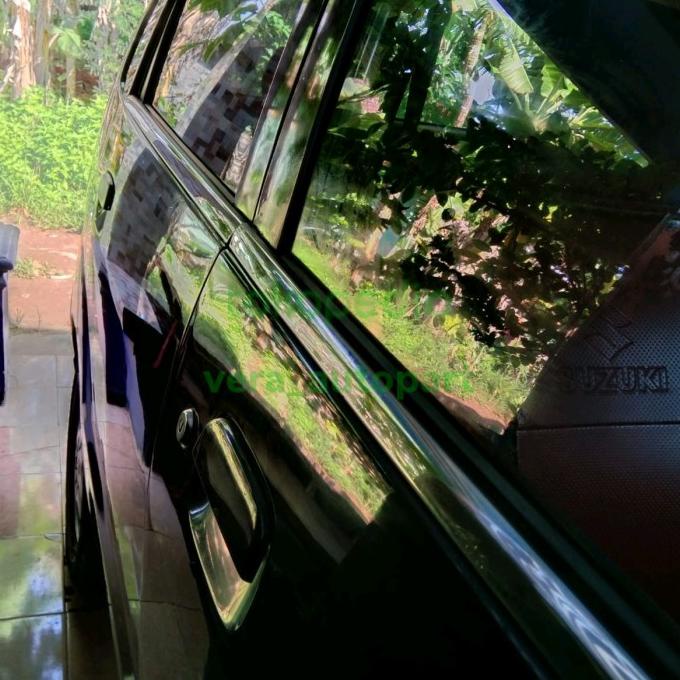 Karet Pelipit Kaca Pintu Luar Karimun Estilo Hitam