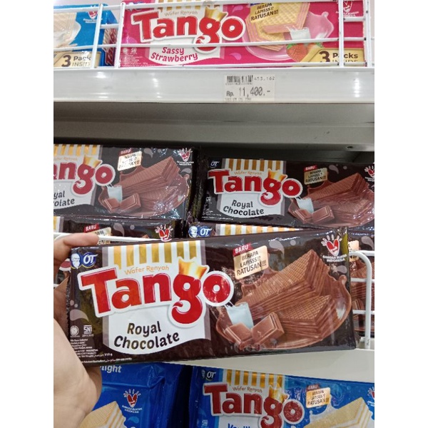 

TANGGO WAFER COKLAT 100GR