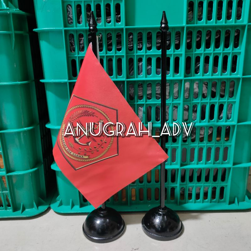 

bendera meja bendera pajangan meja MABES TNI + tiang