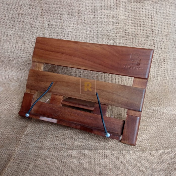 

Bookstand / Dudukan Buku