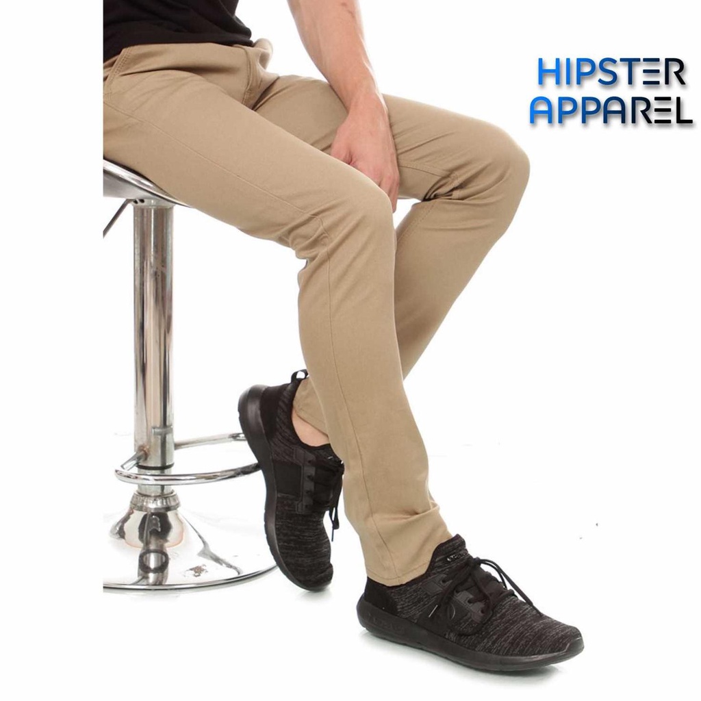 Celana panjang chino pria warna khaki