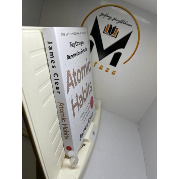 Discount Atomic Habits - James Clear | The Psychology Of Money (English) (Indonesia)