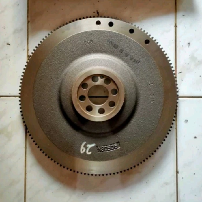 Flywheel / Roda Gila Isuzu Elf NKR 71 NMR 71 NKR71 NMR71 Original