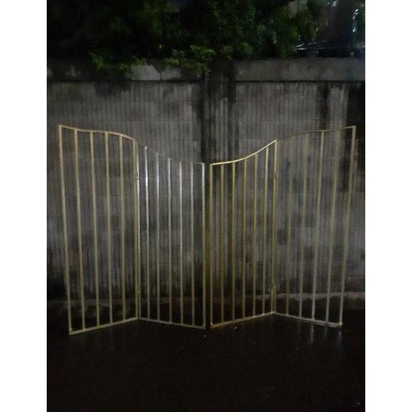 backdrop besi pelaminan