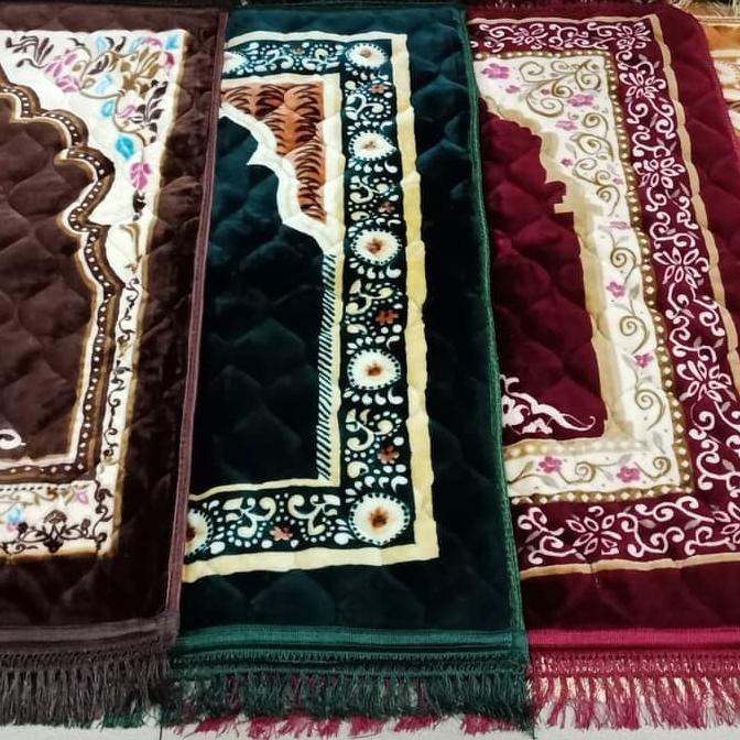 Sajadah Besar Tebal Rumbai Sajadah Empuk