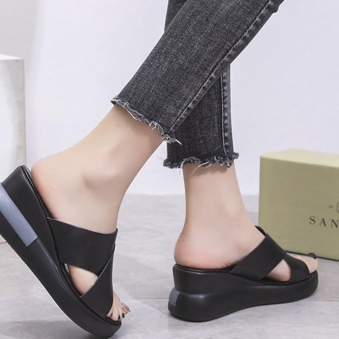 Sanzeil - 0018 Sanzeil Jubari Wedges Sandal Wanita