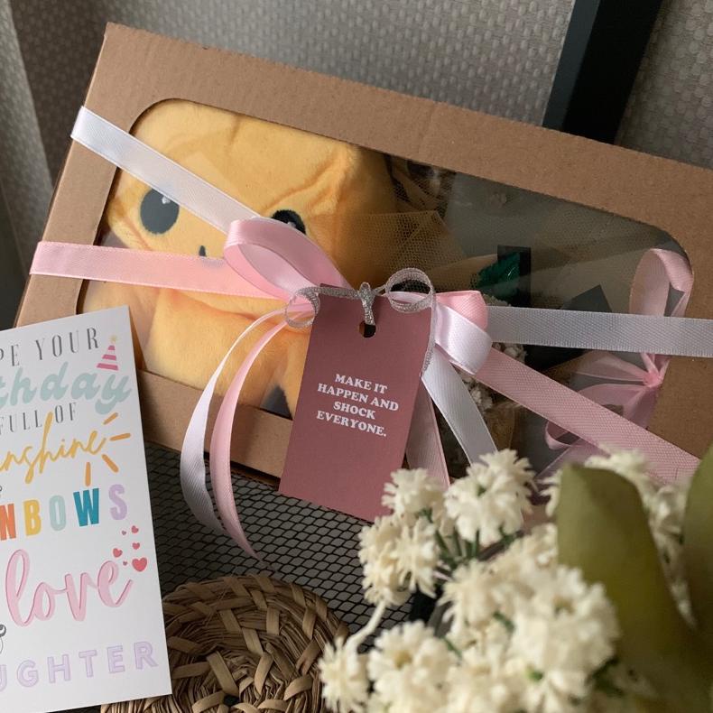 

Promo Spesial Kiyomi Gift / Kado Teman / Kado Anniversary / Kado Ulang tahun / Kotak Kado / Kado Pacar / Kado Boneka / Birthday Gift Box / Birthday Hampers Murah