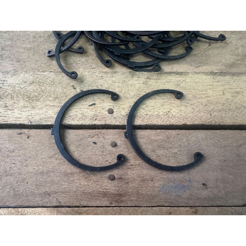 omega ring kancing tahanan laher krukas vespa super,sprint as kecil