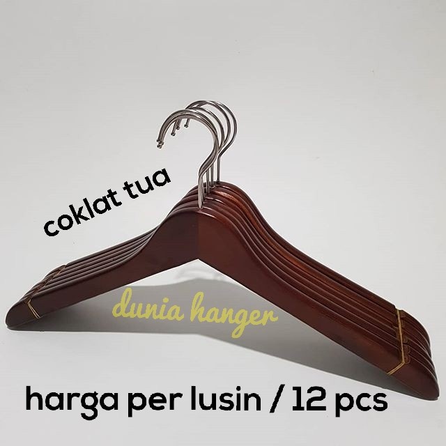 HANGER KAYU COKLAT LUSINAN