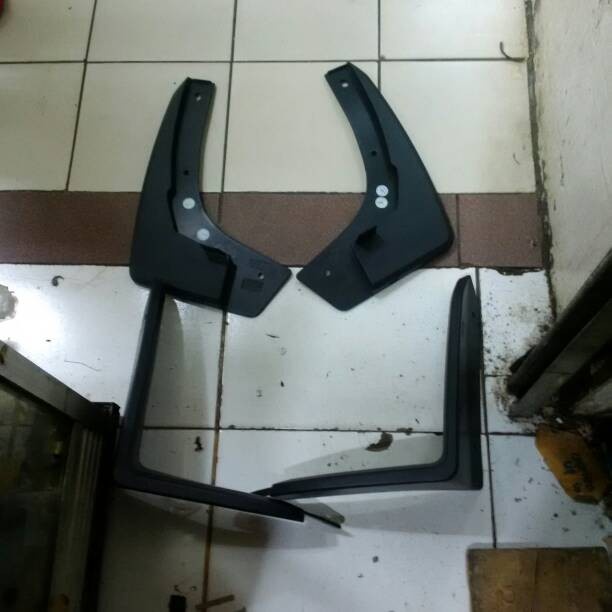 Karpet lumpur chevrolet spin