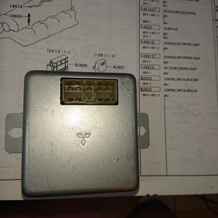 Unit control timer relay glow plug pemanas mitsubishi L300 diesel lo38