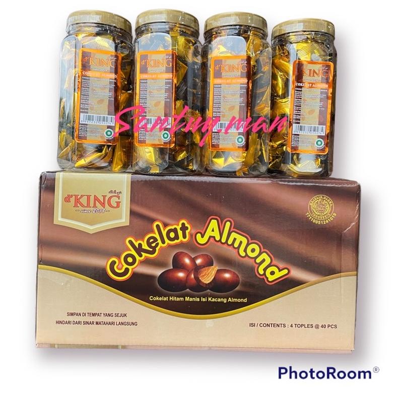 

Ready coklat almond musdalifah - 1 Kardus Cokelat Almond isi 4 toples D'king exp 2024 pilih varian