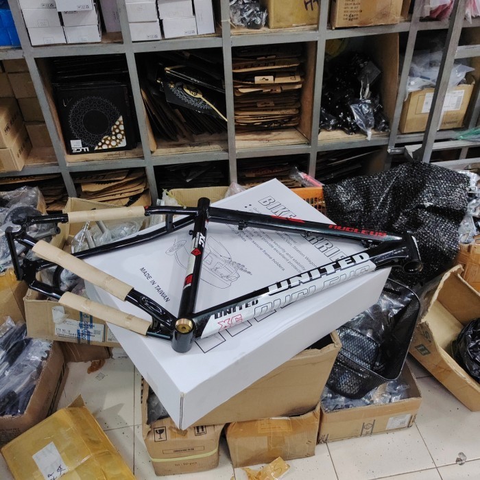 ✅New Frame Mtb 26 United Alloy Nucleus Xc 77 Hitam Glossy Limited