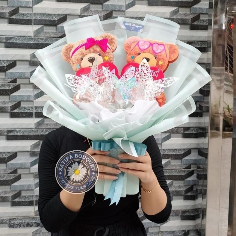 Bouquet Coklat Silverqueen Bear Ada Lampu Bisa Nyala 3 Model Kelap-Kelip Edisi Valentine 2024 / Buck