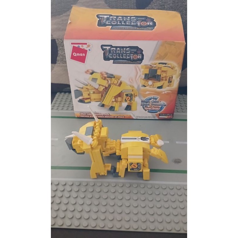 lego Qman dinosaurus