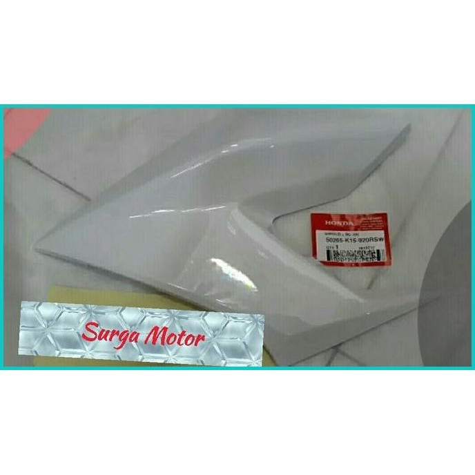 Shroud kiri New CB150R putih . Kupingan tangki CB150R New ORI AHM 16no