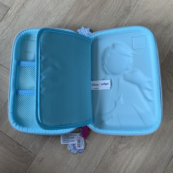 

Pencil Case Smiggle-Frozen Original