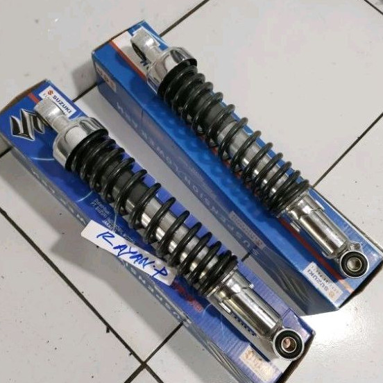 sokbreaker belakang Suzuki Tornado tornado tornado tornado tornado