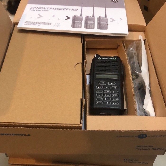 HT MOTOROLA CP1660 350-390MHZ MOTOROLA