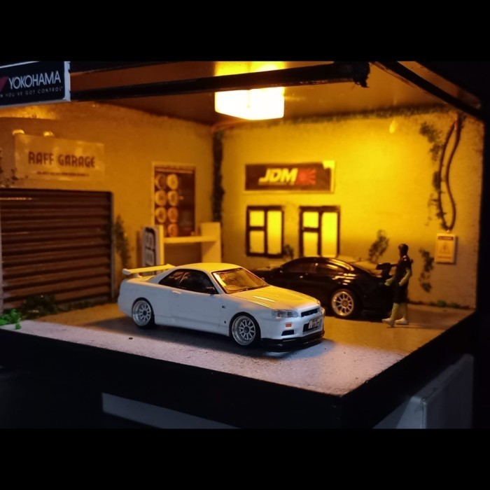 diorama bengkel bekas