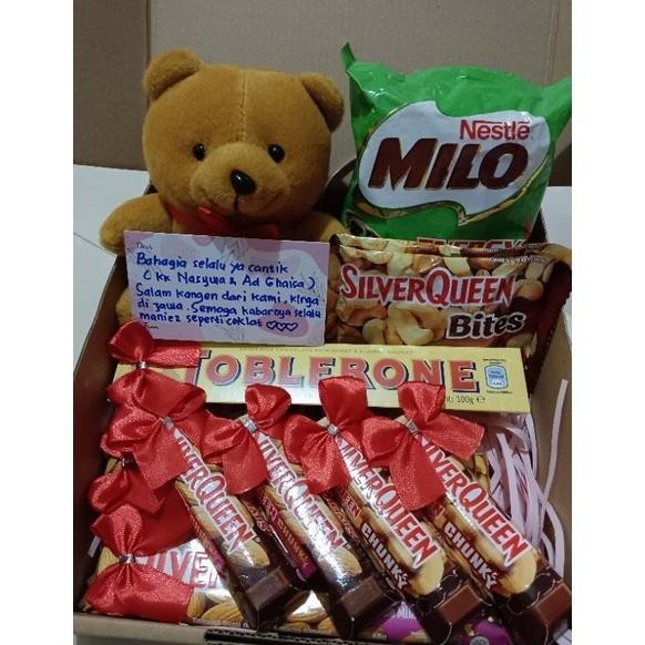 

PROMO MURAH KADO/HAMPRES VALENTINE, ULTAH, ANNIVERSARY COKLAT DLL CUSTOM UCAPAN