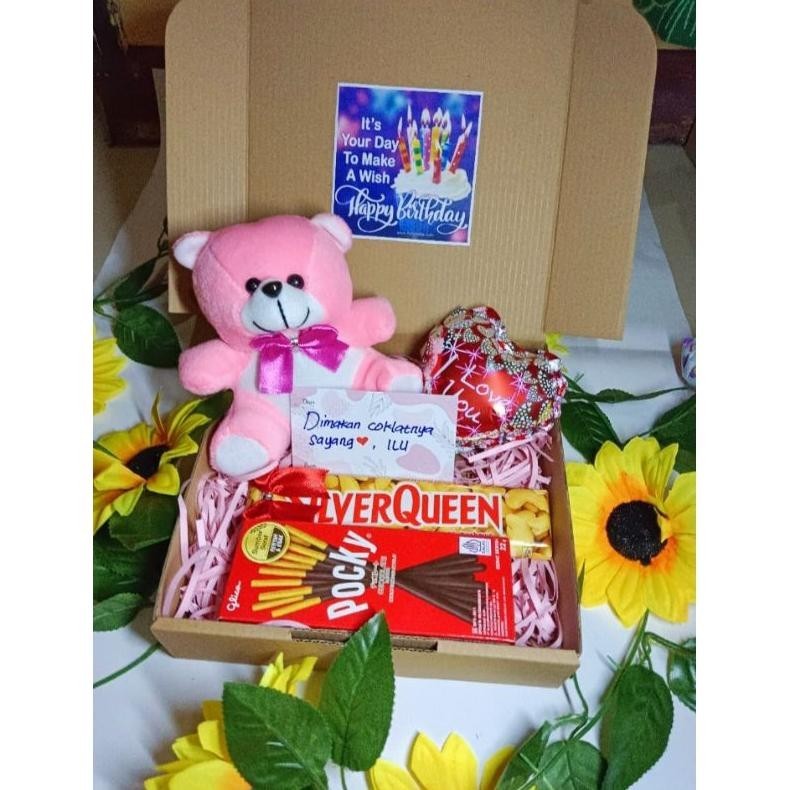 

PROMO MURAH Kado/Hampres/Gift Box Cokelat Ulang Tahun, Anniversary, Graduation dll