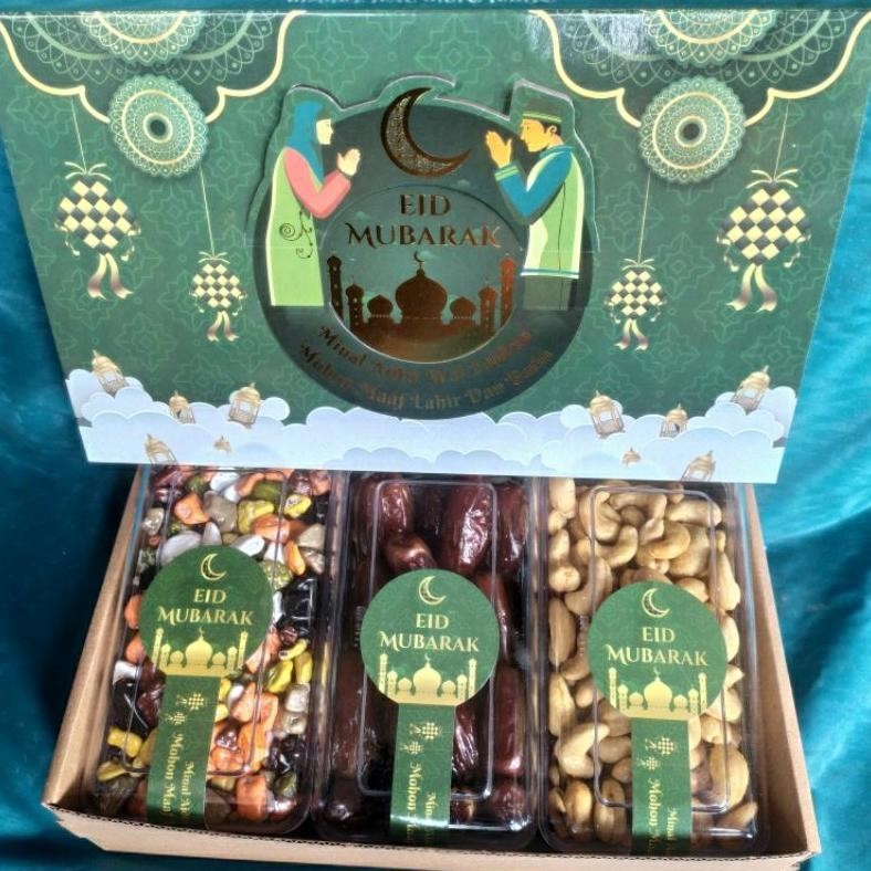 

PROMO MURAH Hampers Box Lebaran Idul Fitri 3 Toples Premium Coklat Cokelat Kerikil Turki - Kurma Ajwa - Kurma Palm - Kacang Mede - Kacang Almond Bingkisan Parcel