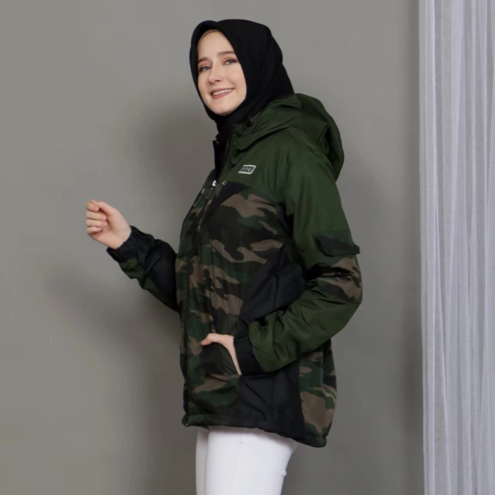 READY jaket wanita cozy loreng hijau army parasut, M fit L, XL