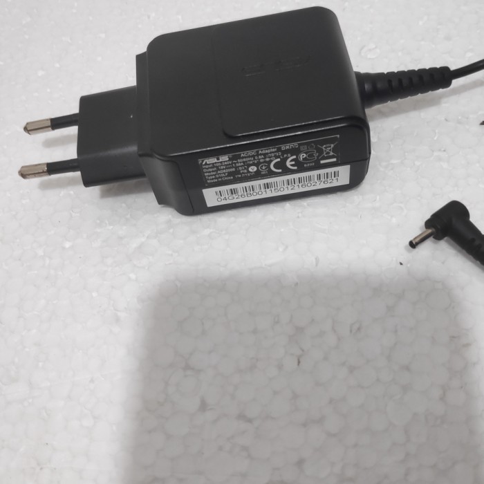 Adaptor Asus 19V 1,58A AD82000 Jack 2,5mm