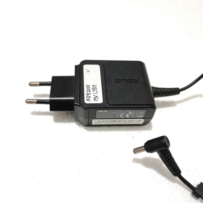 Adaptor ASUS 19V 1,58A Jack 4mm AD82000