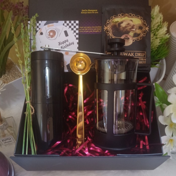 

Ready DeCe Hampers Pria Kado Ulang Tahun Suami Kado Ultah Teman Laki-laki