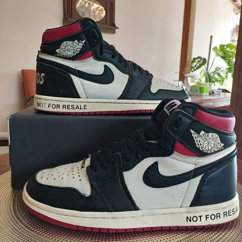AJ1 No Photos