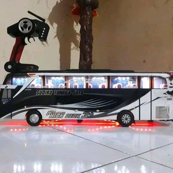 Miniatur bus Stj  remot control telolet basuri full lampu leed